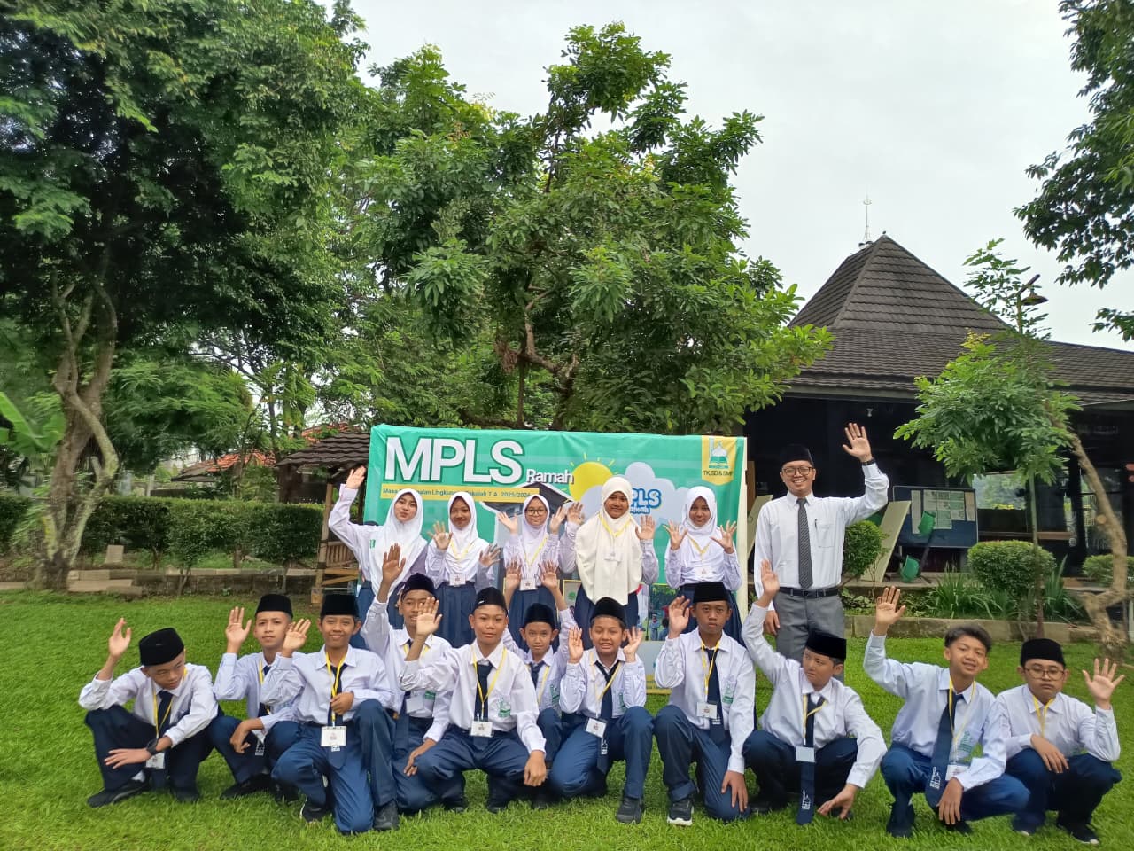 Masa Pengenalan Lingkungan Sekolah : MPLS Ramah